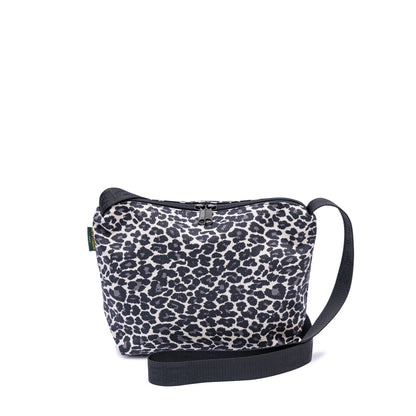 エルベシャプリエ Herve Chapelier 1752FJQ (ナイロンスクエアショルダーバッグM　パンサー　ロゴ入りストラップ）