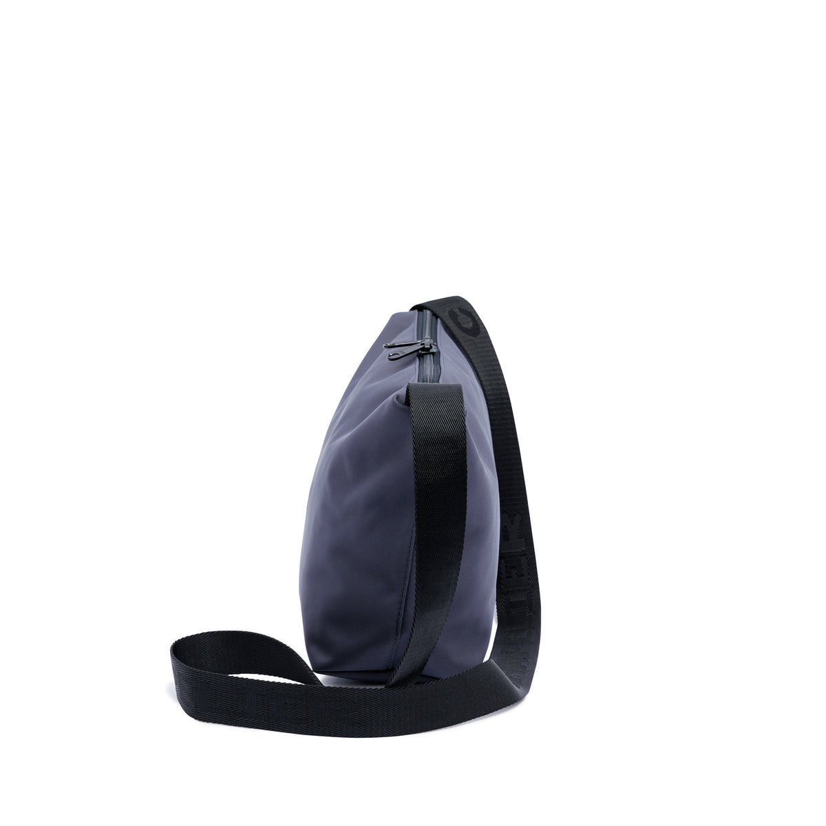 エルベシャプリエ Herve Chapelier 1752NJQ  (ナイロンスクエアショルダーバッグM　　ロゴ入りストラップ)