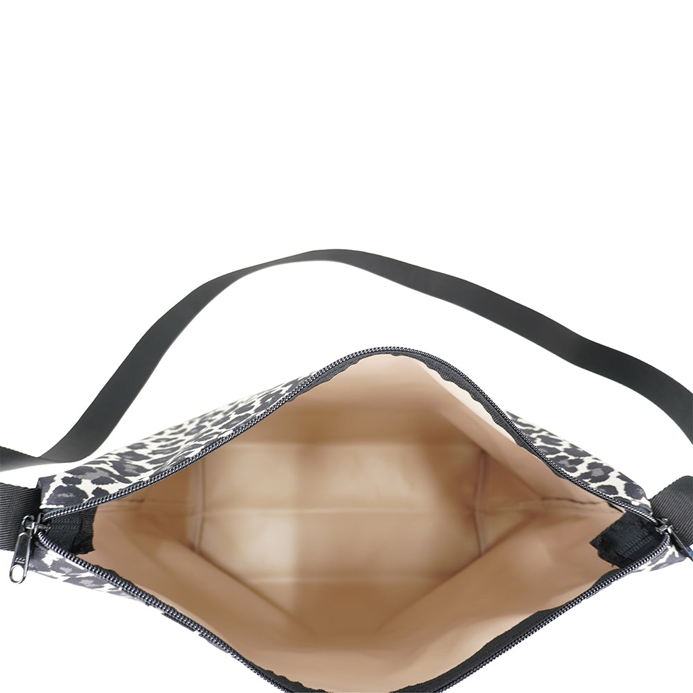 エルベシャプリエ Herve Chapelier 1754F (ナイロンスクエアショルダーバッグL　パンサー）