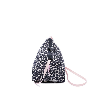 【ドラジェタグ】エルベシャプリエ Herve Chapelier 2885FST (ナイロン舟型ショルダーS　パンサー　カラーストラップ)